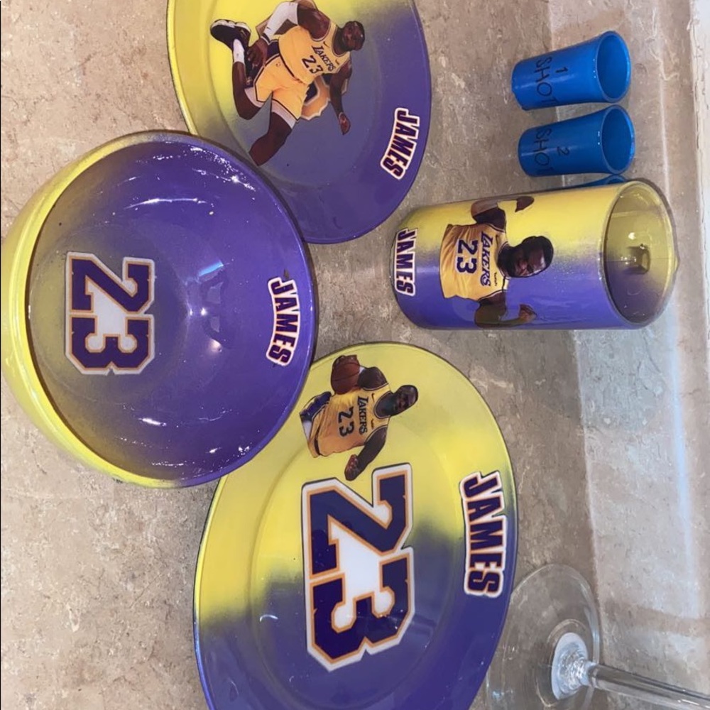 Custom Plate Sets - Picture 4 of 5